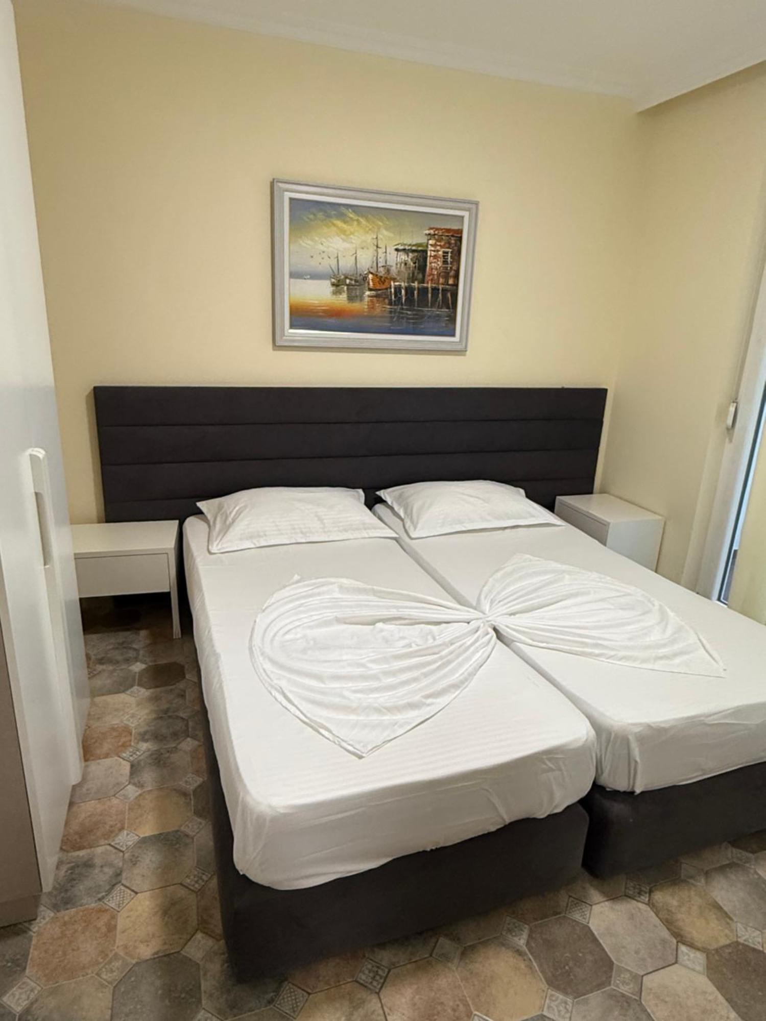 Shengjin Apartaments